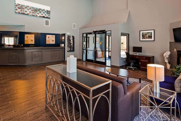 Hotel Interior 2 of 13