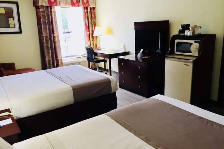Room 5 of 13